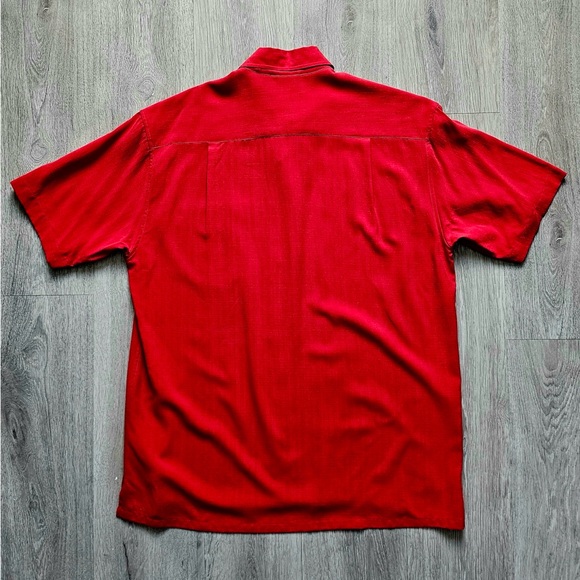 Nautica Men’s Red Short Sleeve Button Down Shirt Sz M - Picture 2 of 7